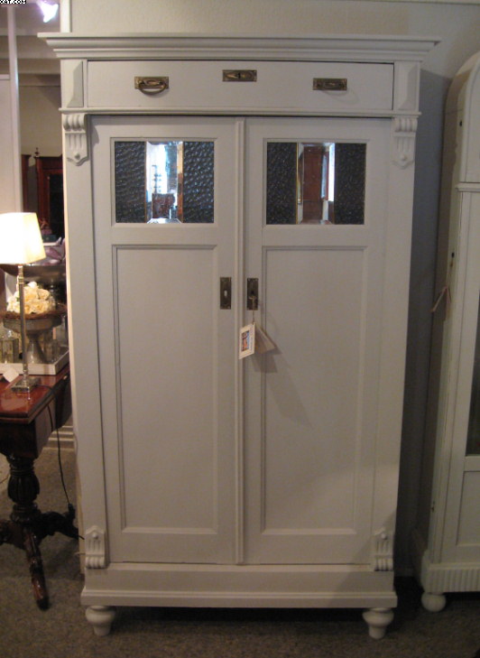 Antik Alteschmiede - Dienschränke & Büffets - Antik Alteschmiede